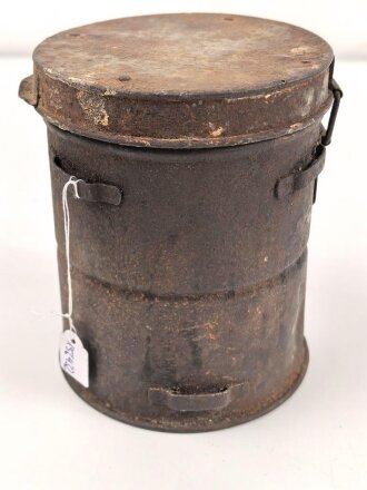 1. Weltkrieg, Bereitschaftsbüchse für eine Gasmaske, Innen ausgeräumt und als Behälter für Malerwerkzeug ? gebraucht