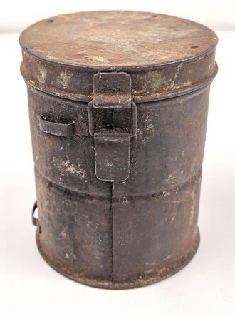 1. Weltkrieg, Bereitschaftsbüchse für eine Gasmaske, Innen ausgeräumt und als Behälter für Malerwerkzeug ? gebraucht
