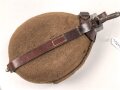 1.Weltkrieg, Feldflasche Modell 1910. Getragenes Stück, datiert 1914