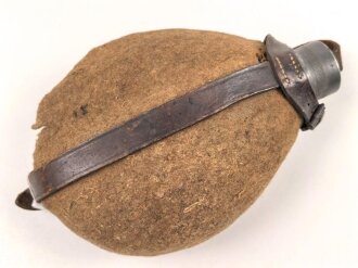 1.Weltkrieg, Feldflasche Modell 1910. Getragenes...
