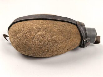 1.Weltkrieg, Feldflasche Modell 1910. Getragenes...