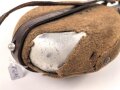 1.Weltkrieg, Feldflasche Modell 1910. Getragenes Stück, datiert 1914, defekt