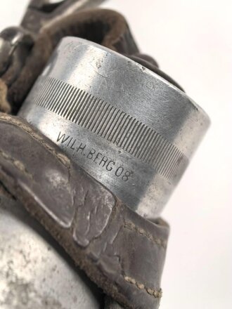 1.Weltkrieg Feldflasche . Bezug fehlt, der Schraubdeckel datiert 1908