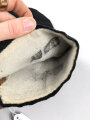 Paar schwarze Winterhandschuhe, höchstwahrscheinlich aus der Zeit des 1. Weltkrieg, Kammergestempelt
