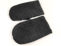 Paar schwarze Winterhandschuhe, höchstwahrscheinlich aus der Zeit des 1. Weltkrieg, keinerlei Stempelung