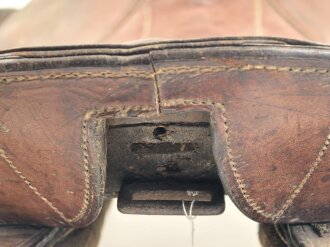 Armeesattel ohne erkennbare Stempelung, Ungereinigtes Stück