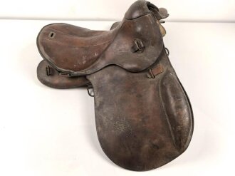 Armeesattel ohne erkennbare Stempelung, Ungereinigtes Stück