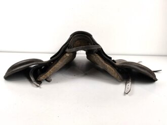 Armeesattel ohne erkennbare Stempelung, Ungereinigtes Stück