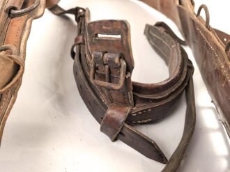 Brustblatt + zum Sielengeschirr 25 der Wehrmacht. Ungereinigt