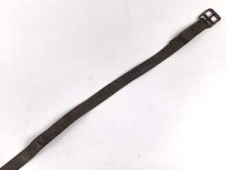 Steigbügelriemen ohne sichtbare Stempelung. Ungereinigt, Gesamtlänge 129cm
