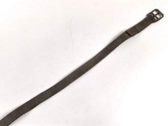 Steigbügelriemen ohne sichtbare Stempelung. Ungereinigt, Gesamtlänge 129cm