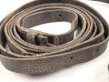1. Weltkrieg, Lederriemen für Kavallerie oder bespannte Artillerie. Datiert 1916. Breite 2cm, Gesamtlänge 320cm