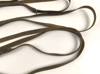 Wehrmacht, Lederriemen für Kavallerie oder bespannte Artillerie. Datiert 1943. Breite 2,5cm, Gesamtlänge  etwa 940cm