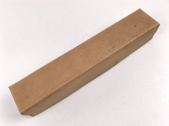 2.Weltkrieg, Feldpostpaket für einen Weihnachtsbaum mit zugehörigem Inhalt. Die Umverpackung noch ohne Feldpostaufkleber, siehe unsere alte Artikelnummer 98368 als Referenz