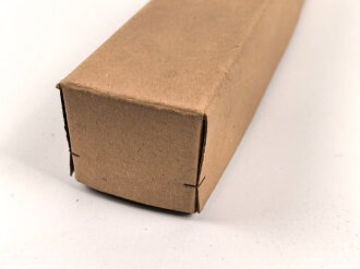 2.Weltkrieg, Feldpostpaket für einen Weihnachtsbaum mit zugehörigem Inhalt. Die Umverpackung noch ohne Feldpostaufkleber, siehe unsere alte Artikelnummer 98368 als Referenz