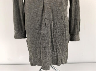 Diensthemd für Mannschaften des Heeres. Mausgraue Ausführung, getragenes Stück