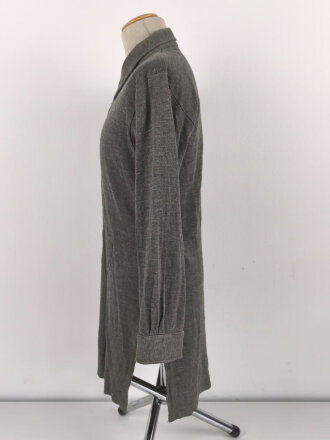 Diensthemd für Mannschaften des Heeres. Mausgraue Ausführung, getragenes Stück