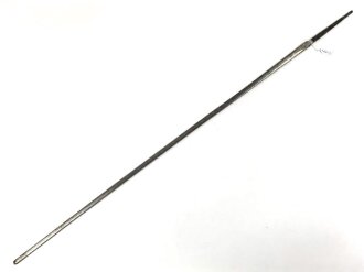 Klinge für eine Blankwaffe, Länge 87cm, Gesamtlänge 102m,  Breite 15,5mm. Alter und Herkunft unbekannt.