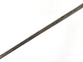 Klinge für eine Blankwaffe, Länge 86cm, Gesamtlänge 103,5m, Breite 16mm. Alter und Herkunft unbekannt.