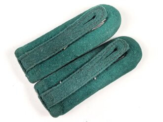 Heer, Paar Schulterstücke für einen Beamten der Heeresverwaltung, Nebenfarbe Jägergrün