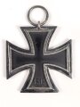 Eisernes Kreuz 2. Klasse 1939 mit Hersteller " 19 " im Bandring für " E.Ferdinand Wiedmann, Frankfurt a. Main ",Seltener Hersteller, Hakenkreuz mit voller Schwärzung
