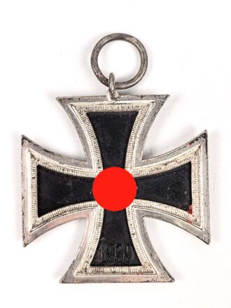 Eisernes Kreuz 2. Klasse 1939 , keine Herstellermarkierung,  Hakenkreuz mit voller Schwärzung