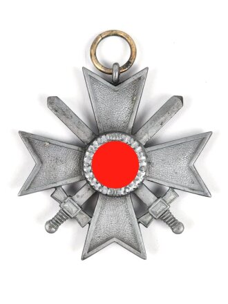 Kriegsverdienstkreuz 2. Klasse mit Schwertern, im Bandring Hersteller 107 für Carl Wild