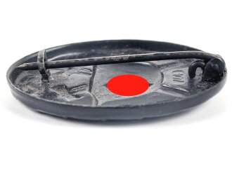 Verwundetenabzeichen schwarz, Ungetragenes Stück, Rückseitig  Hersteller 107 für Carl Wild