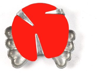 Panzertruppe, Totenkopf für einen Kragenspiegel. Eisen versilbert, die splinte mitgeprägt, sehr guter Zustand