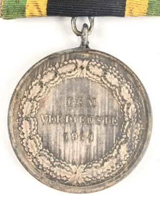 Sachsen-Weimar, Allgemeines Ehrenzeichen 1914 in Silber mit Schwertern , Kriegsmetall versilbert