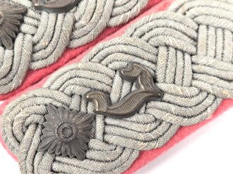 Panzertruppe, Paar Schulterstücke für einen Oberstleutnant der Instandsetzungseinheiten. getragenes Paar
