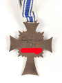 Ehrenkreuz der Deutschen Mutter in bronze,  an langem Band
