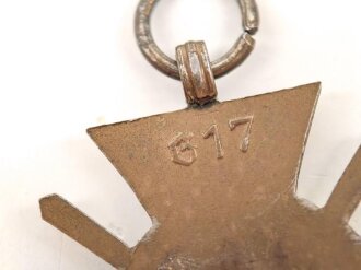 Ehrenkreuz für Frontkämpfer , Hersteller G17, magnetisch