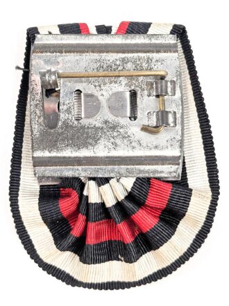 Ehrenkreuz für Kriegsteilnehmer, Hersteller F. &...