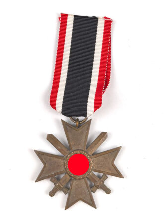 Kriegsverdienstkreuz 2. Klasse mit Schwertern,, am Band....