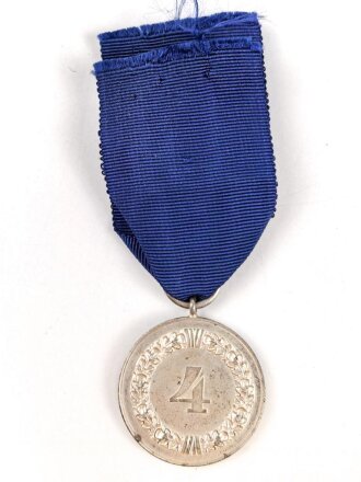 Dienstauszeichnung Luftwaffe für 4 Jahre. Adlerauflage in gold unkorrekt, Splinte neuzeitlich angelötet