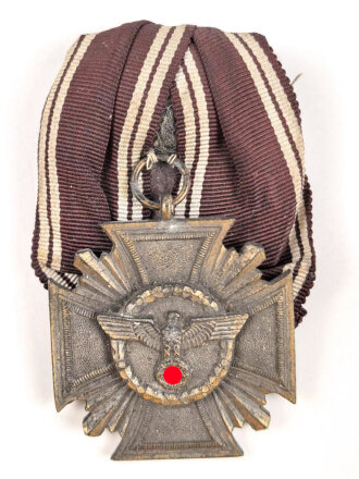 NSDAP Dienstauszeichnung in bronze für 15 Jahre. Zink bronziert, schwere Ausführung, an Einzelspange.