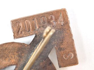 Leistungsabzeichen für Angehörige der Hitlerjugend in silber. Leichtmetallstück mit Verleihungsnummer, Hersteller RZM M1/101