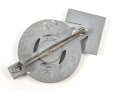 Leistungsabzeichen für Angehörige der Hitlerjugend in silber. Zink versilbert, Hersteller RZM M1/72