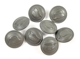 Stahlhelmbund, 8 Knöpfe, je 21mm