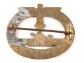 U Boot Kriegsabzeichen, Hersteller Friedrich Orth, Gegenhaken unschön repariert