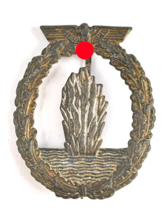 Minensucher Kriegsabzeichen, Hersteller WH auf der Nadel für Walter & Henlein/Hobacher. Ungereinigtes Stück aus Zink. Selten
