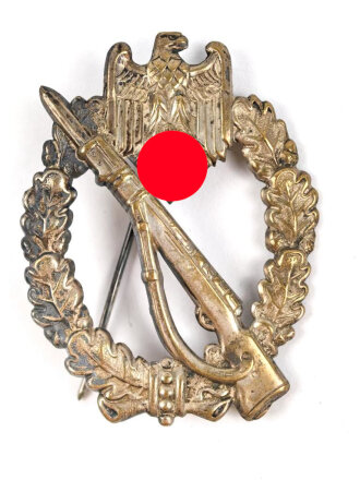 Infanteriesturmabzeichen, Buntmetall versilbert, hohl geprägt, Nadel unrichtig ergänzt