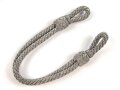 Kordel für eine Schirmmütze für Offiziere der Wehrmacht. "Dicke" Ausführung, so meist für Luftwaffe. Gesamtlänge 31cm
