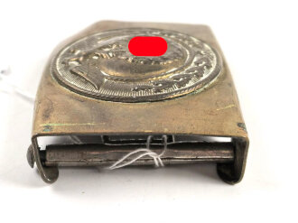 Koppelschloss SA mit auf der Spitze stehendem Hakenkreuz , verbeultes Stück