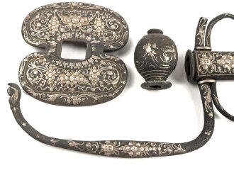 Teile für einen Degen, Alter und Herkunft unbekannt, Klingendurchlass oben 9,8 x 6,3mm