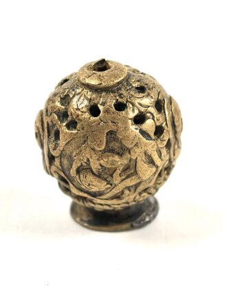 Teil für einen Degen, Alter und Herkunft unbekannt, Durchmesser etwa 28mm