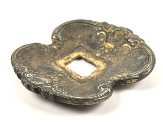 Teil für einen Degen, Alter und Herkunft unbekannt, Klingendurchlass etwa 15,5 x 12mmmm