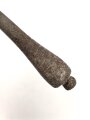 Teil für eine Blankwaffe, Alter und Herkunft unbekannt, Klingendurchlass etwa 5,5x 14.8mm. Gesamtbreite 20cm