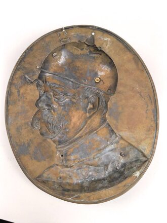 Kaiserreich, Wandrelief aus Messingblech, Darstellend Otto von Bismarck. Gesamthöhe 44cm